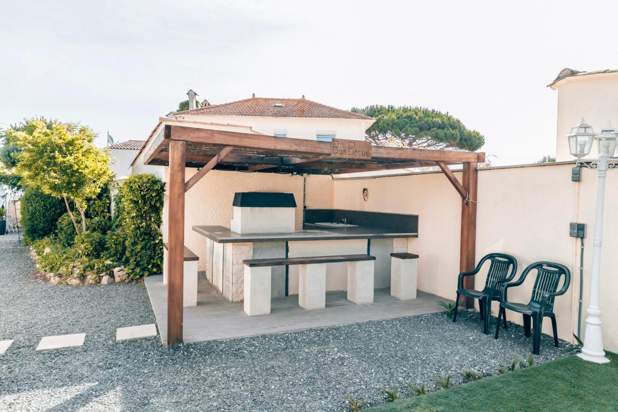 Reve D'Azur, 2 Chambres, Maison Julia En Bord De Mer A La Nartelle, Piscine Partagee, Parking & Terrasse Bbq, Wifi Et Draps Inclus Plage A Pied Сен Максим Екстериор снимка