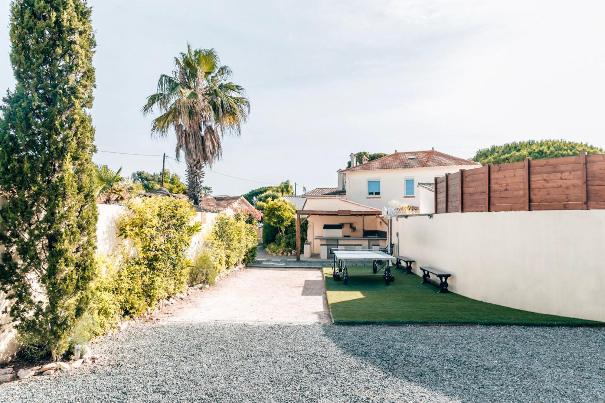 Reve D'Azur, 2 Chambres, Maison Julia En Bord De Mer A La Nartelle, Piscine Partagee, Parking & Terrasse Bbq, Wifi Et Draps Inclus Plage A Pied Сен Максим Екстериор снимка
