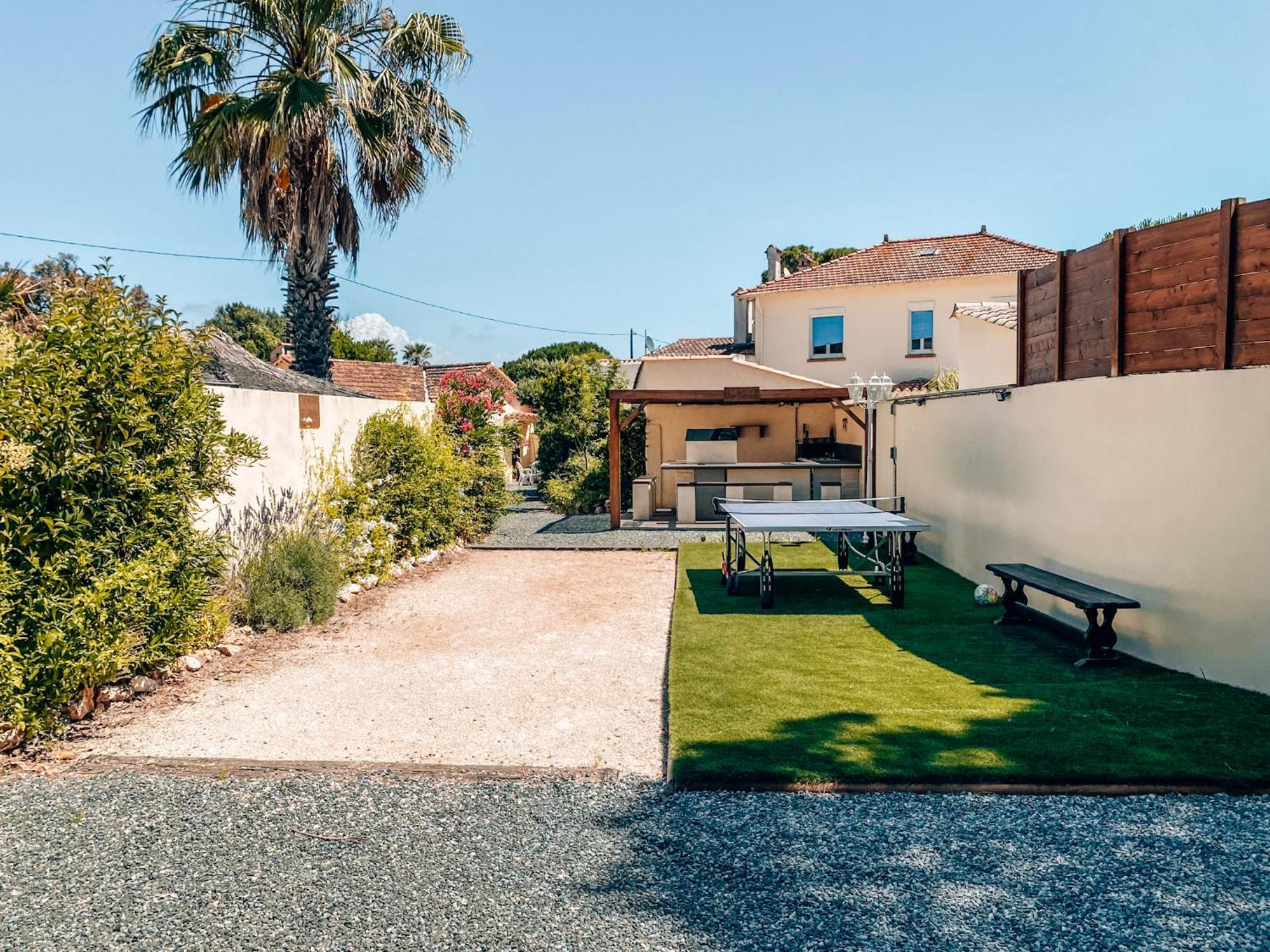 Reve D'Azur, 2 Chambres, Maison Julia En Bord De Mer A La Nartelle, Piscine Partagee, Parking & Terrasse Bbq, Wifi Et Draps Inclus Plage A Pied Сен Максим Екстериор снимка