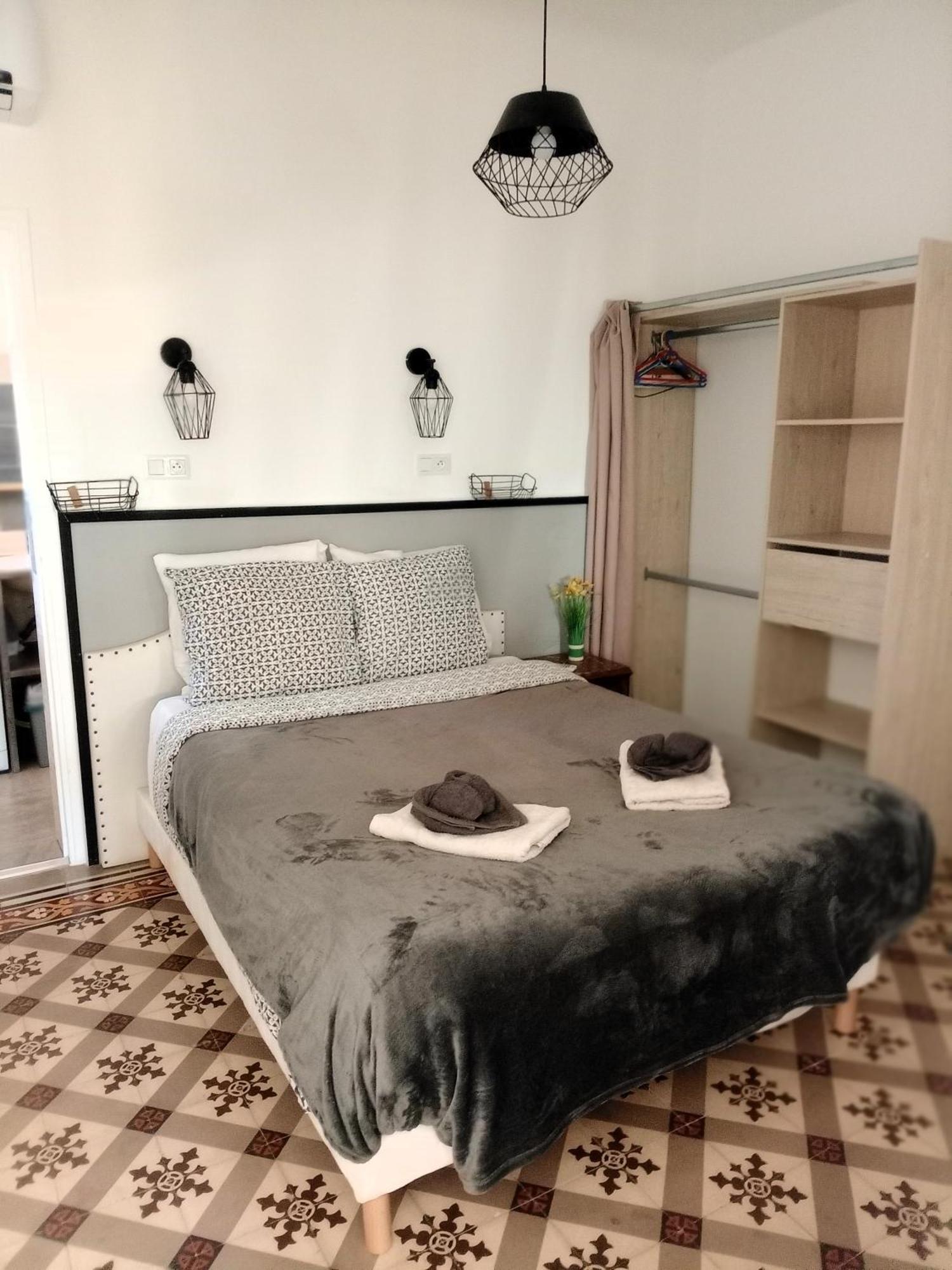 Reve D'Azur, 2 Chambres, Maison Julia En Bord De Mer A La Nartelle, Piscine Partagee, Parking & Terrasse Bbq, Wifi Et Draps Inclus Plage A Pied Сен Максим Екстериор снимка